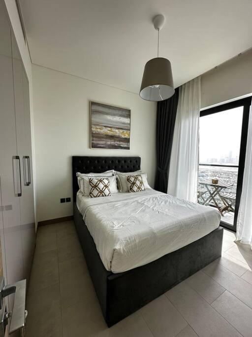 Cosy 1 bedroom Burj Khalifa view