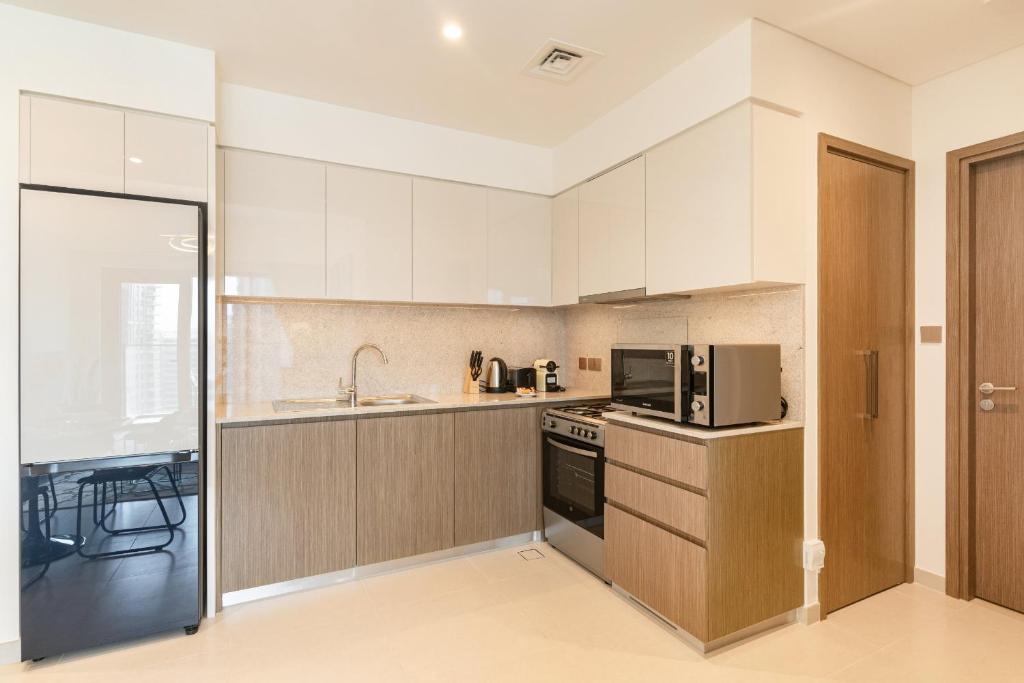 Burj Royale - 1BR Apartment - Allsopp&Allsopp