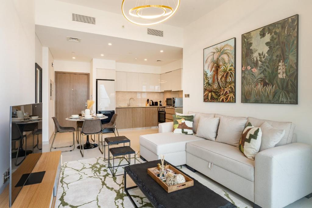 Burj Royale - 1BR Apartment - Allsopp&Allsopp