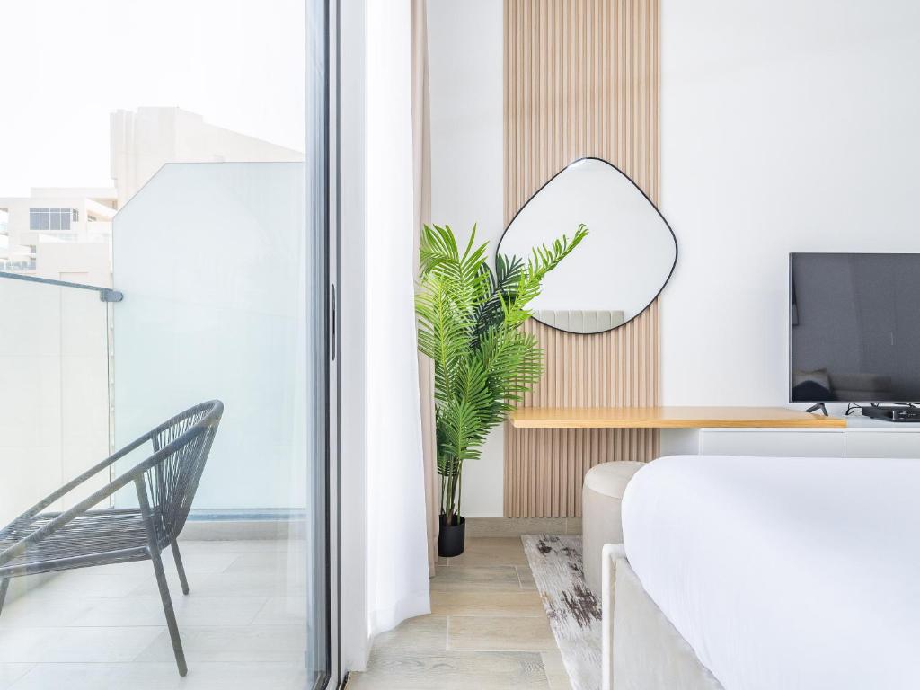 Incredible Studio in Bloom Heights - JVC