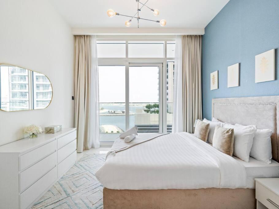 2BHK Panorama Beachfront with Mesmerizing Sea View