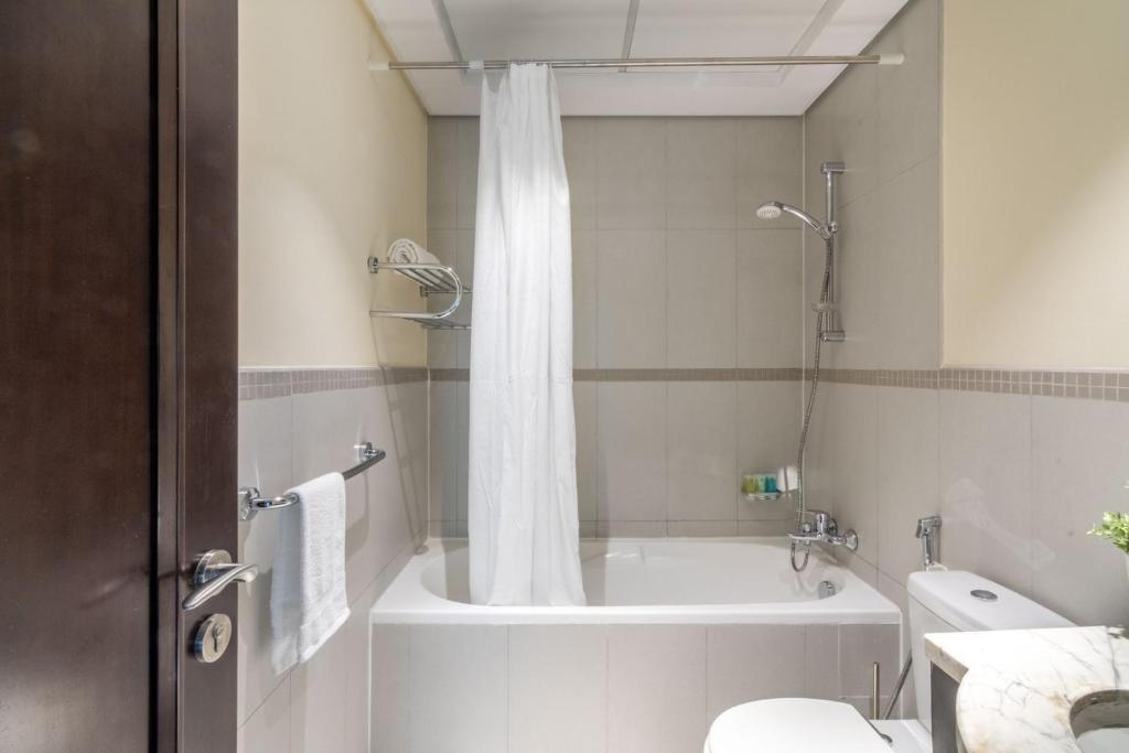 GuestReady Holiday Homes - Chic interiors at Travo
