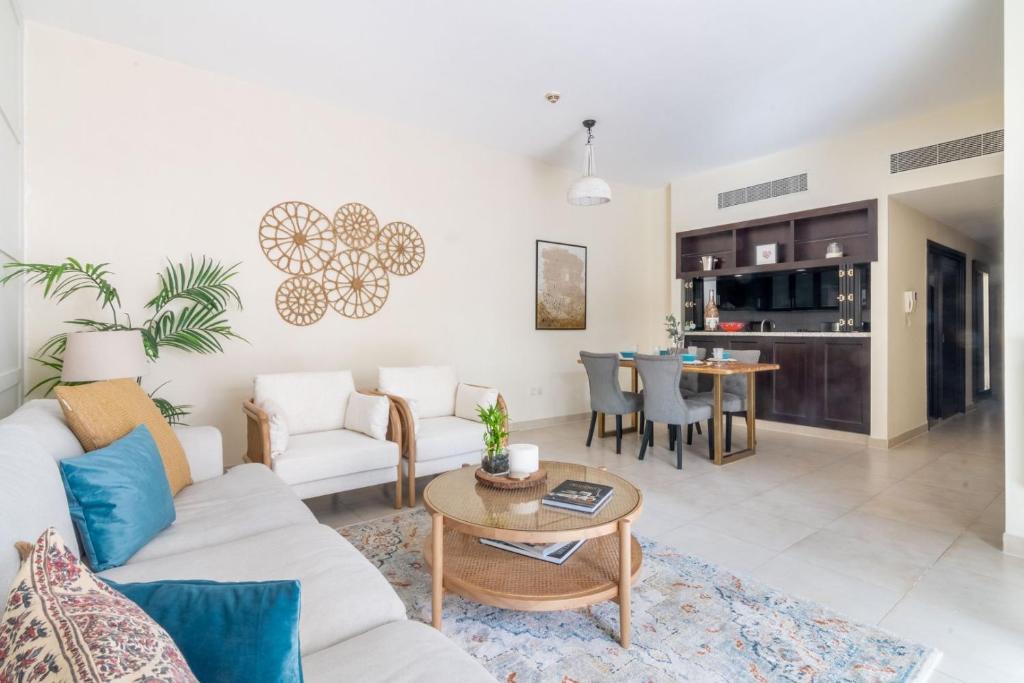 GuestReady Holiday Homes - Chic interiors at Travo