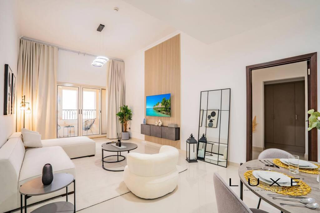 هتل لاکس - اوربَن 1 بد وید سُفا بد این اسپورتس سیتی - Luxe - Urban 1 Bed with Sofa Bed in Sports City