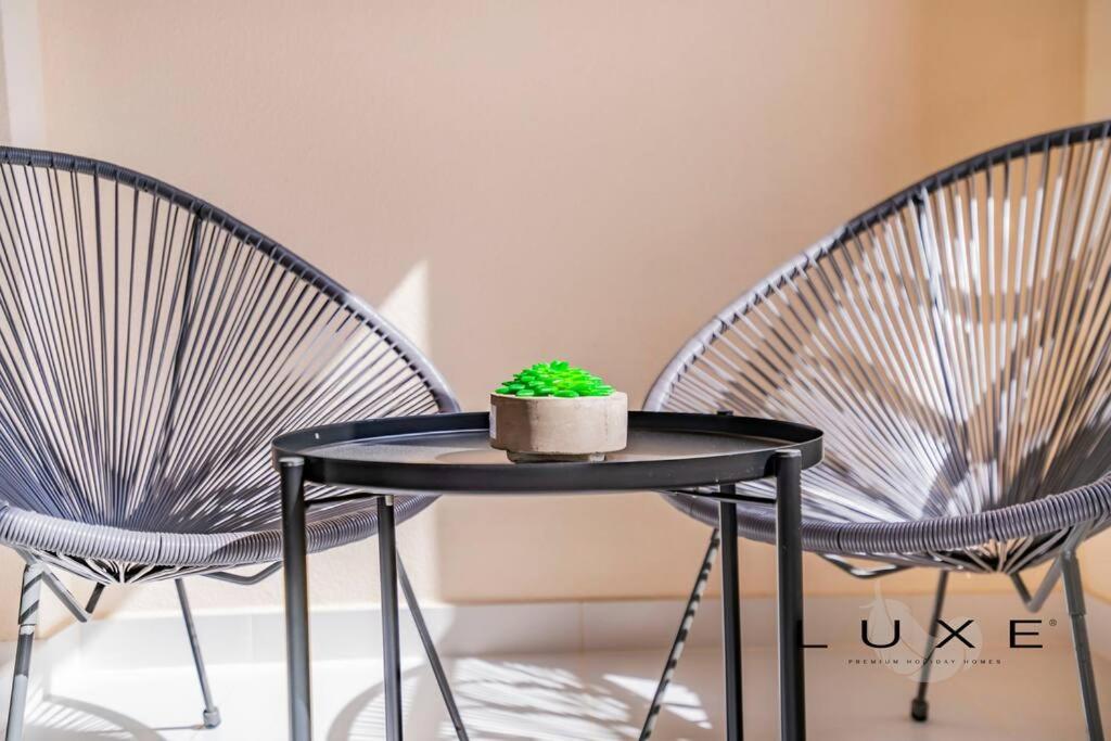 Luxe - Urban 1 Bed with Sofa Bed in Sports City