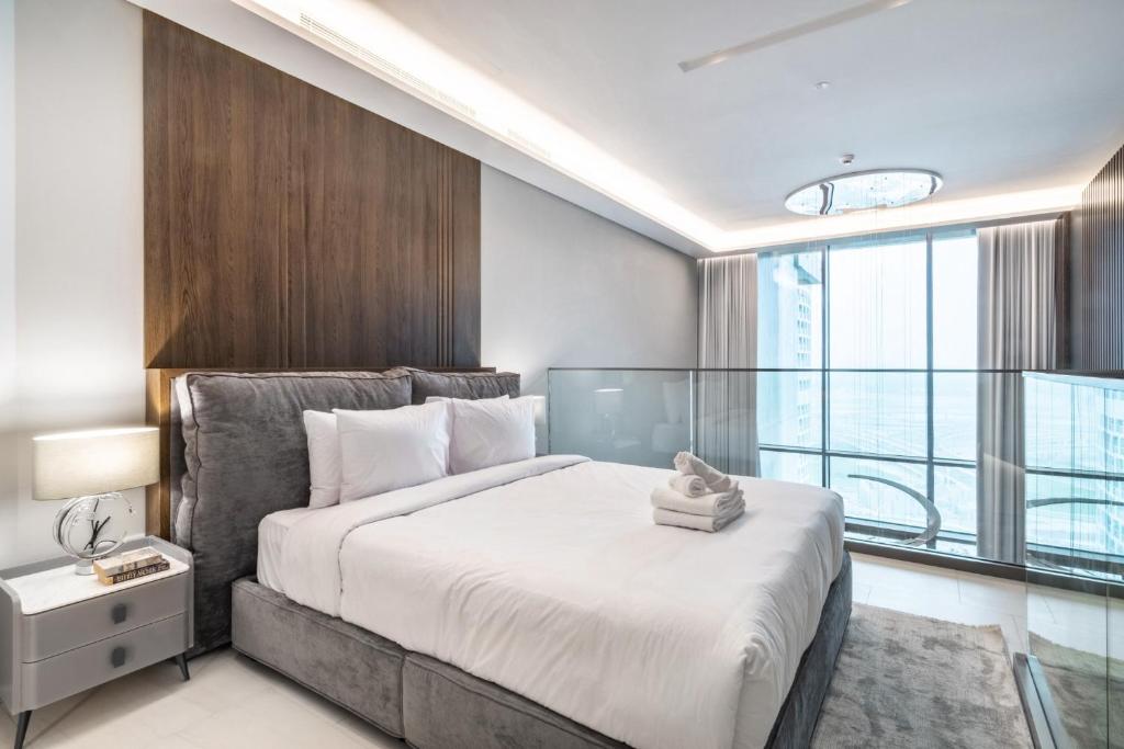 Fully Furnished Luxury Short Stay Apartment in Dubai