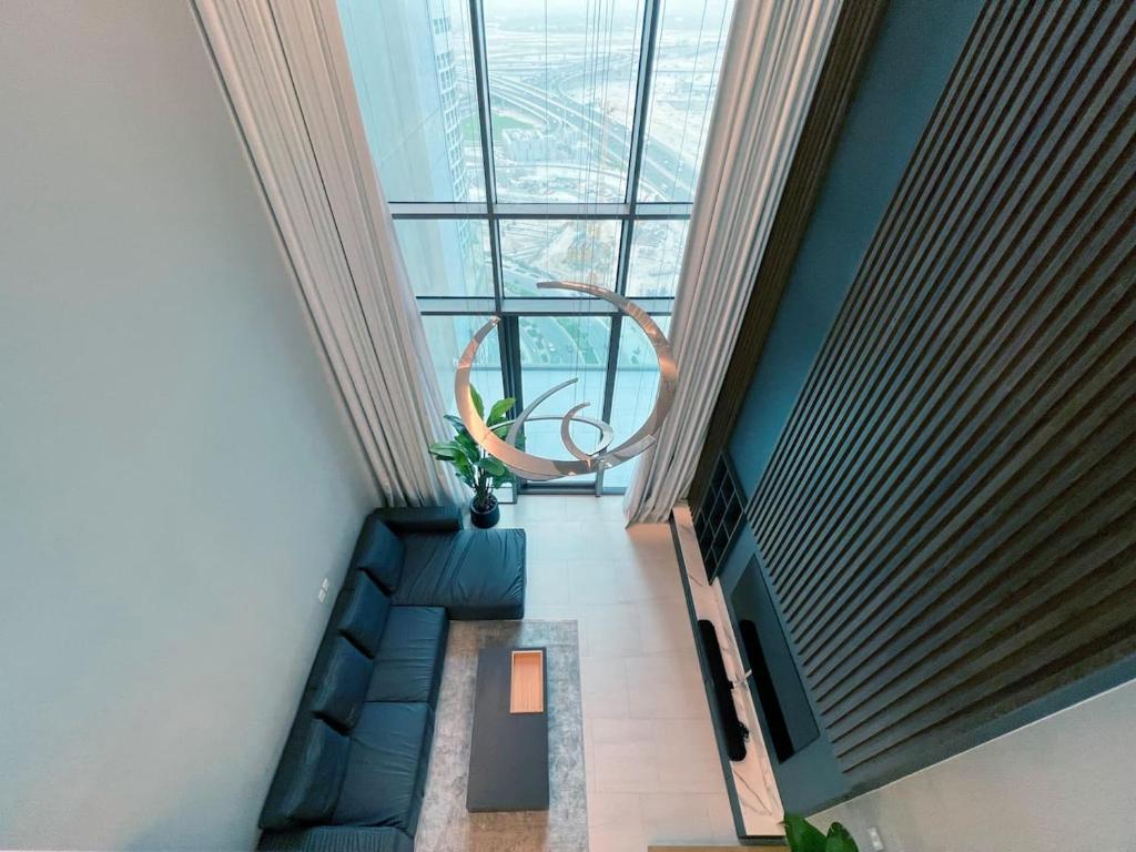 Fully Furnished Luxury Short Stay Apartment in Dubai