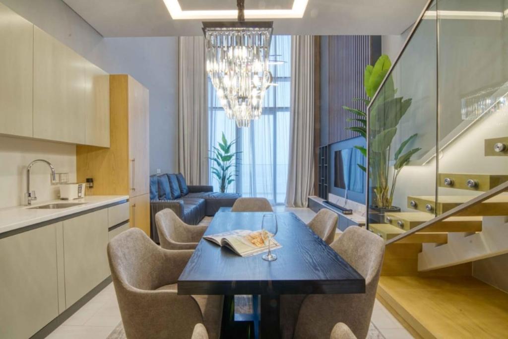 Fully Furnished Luxury Short Stay Apartment in Dubai