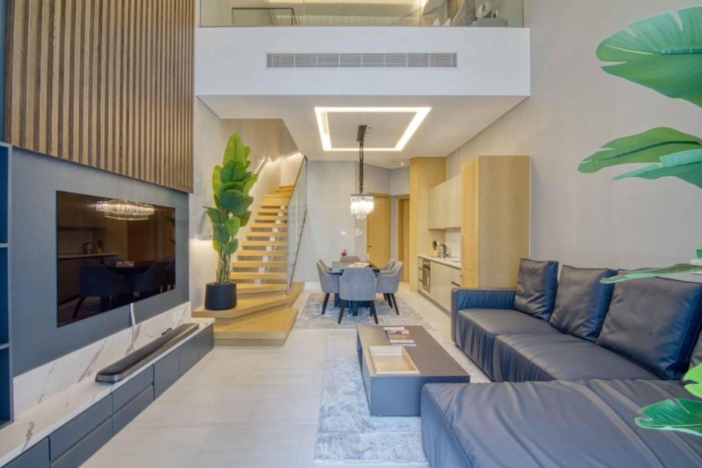 Fully Furnished Luxury Short Stay Apartment in Dubai