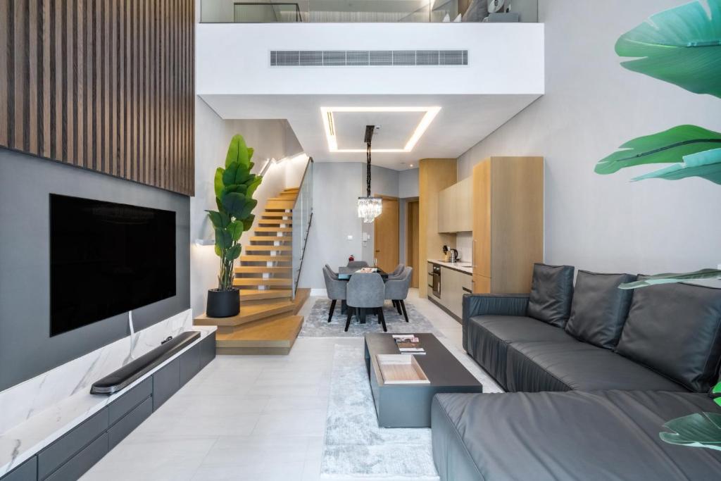Fully Furnished Luxury Short Stay Apartment in Dubai