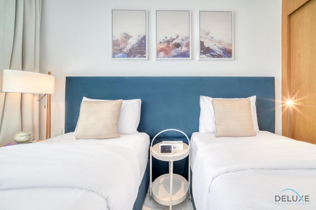 Serene 2BR Sea View Apartment with Assistant Room in One JBR by Deluxe Holiday Homes