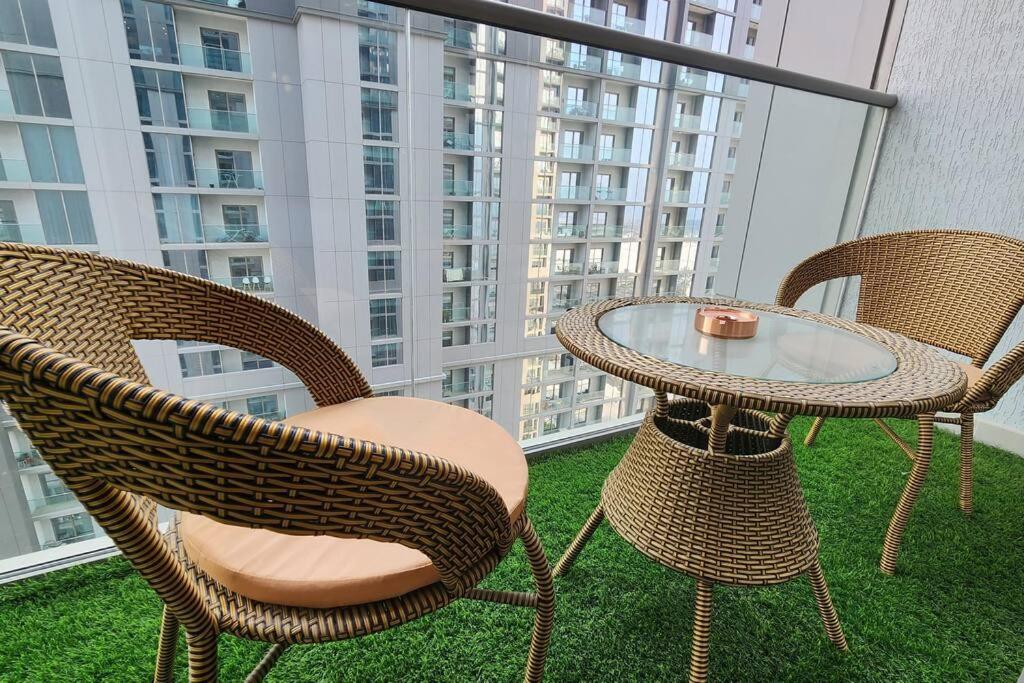 STAY BY LATINEM Luxury 1BR Holiday Home CV B1906 near Burj Khalifa
