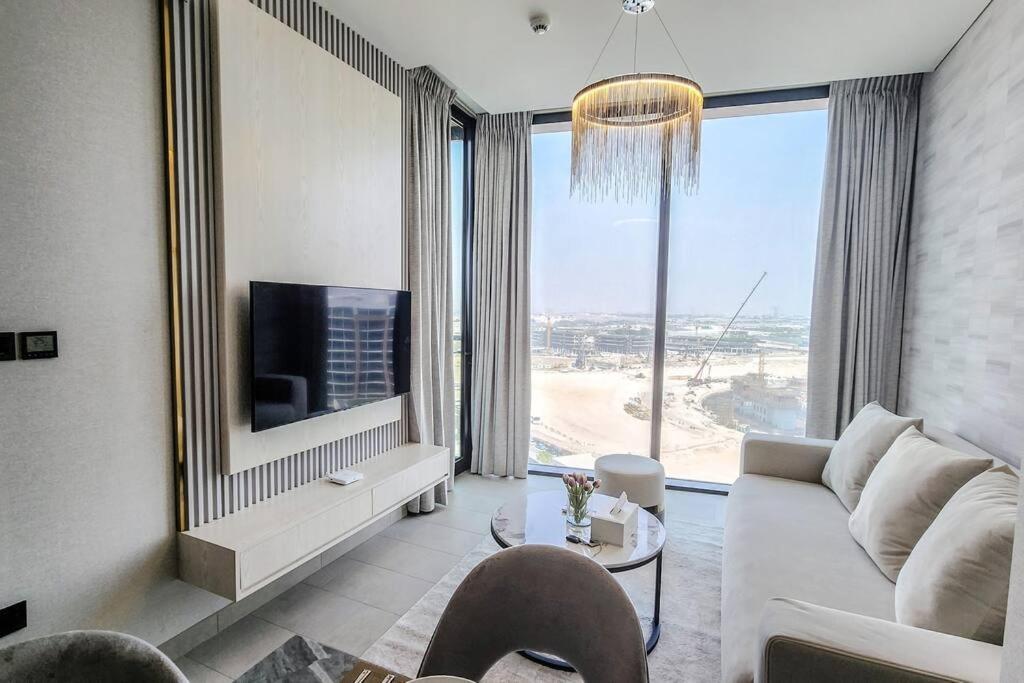 STAY BY LATINEM Luxury 1BR Holiday Home W1208 near Burj Khalifa