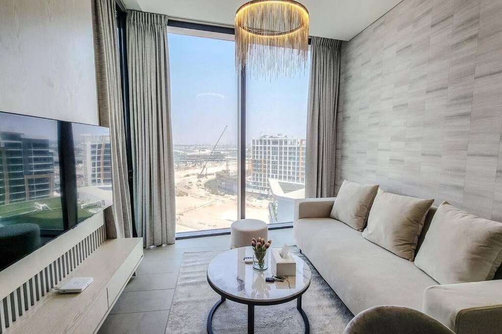 STAY BY LATINEM Luxury 1BR Holiday Home W1208 near Burj Khalifa
