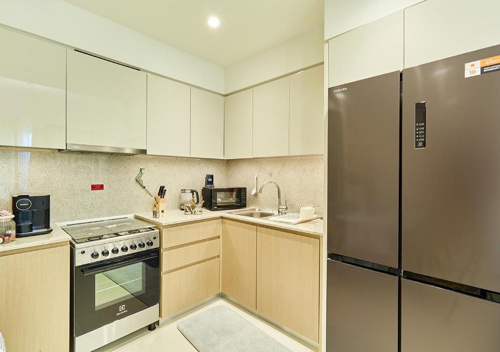 FIRST CLASS 2BD, Full Burj Khalifa view in the Heart of Downtown