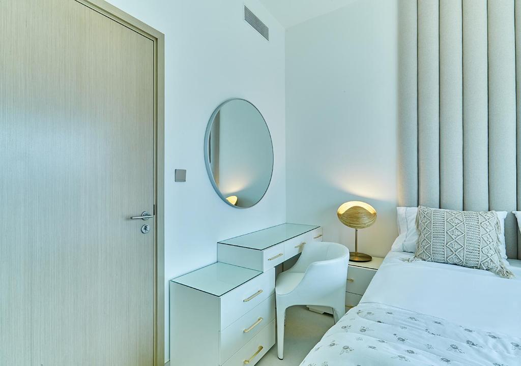 FIRST CLASS 2BD, Full Burj Khalifa view in the Heart of Downtown
