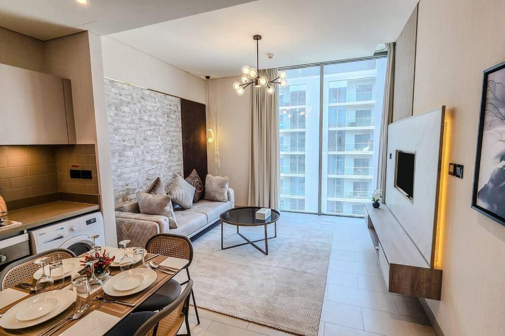 هتل استی بای لاتینم لاکچری 1 بی آر هالیدی هوم سی وی آر بی3103 نیار برج خلیفه - STAY BY Latinem Luxury 1 BR Holiday Home CVR B3103 near Burj Khalifa