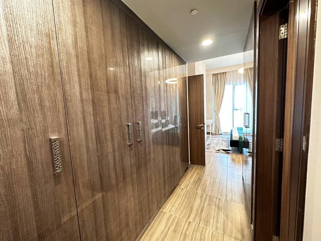 Brand New 1 Bedroom in Luxury MBL Residence in JLT