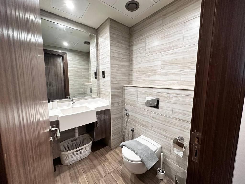 Brand New 1 Bedroom in Luxury MBL Residence in JLT