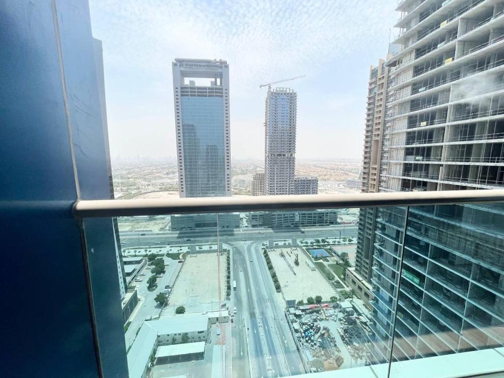 Brand New 1 Bedroom in Luxury MBL Residence in JLT