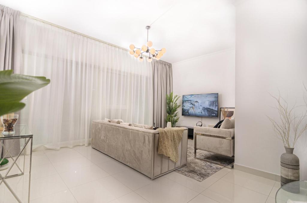 OSKENA Vacation Homes - Magical View Two Bedroom Marina