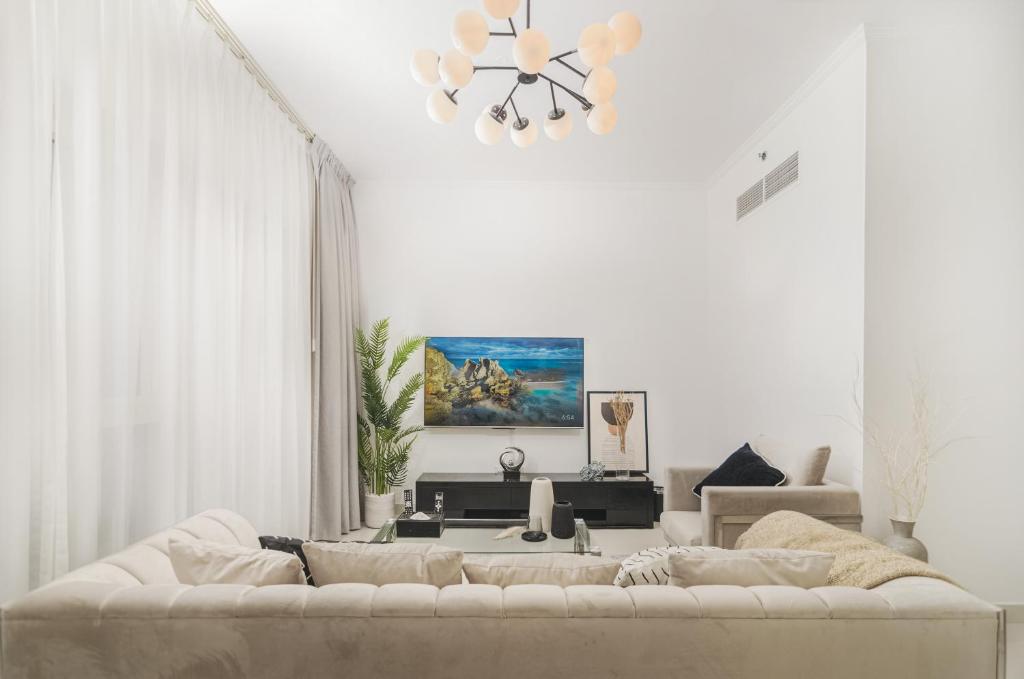 OSKENA Vacation Homes - Magical View Two Bedroom Marina