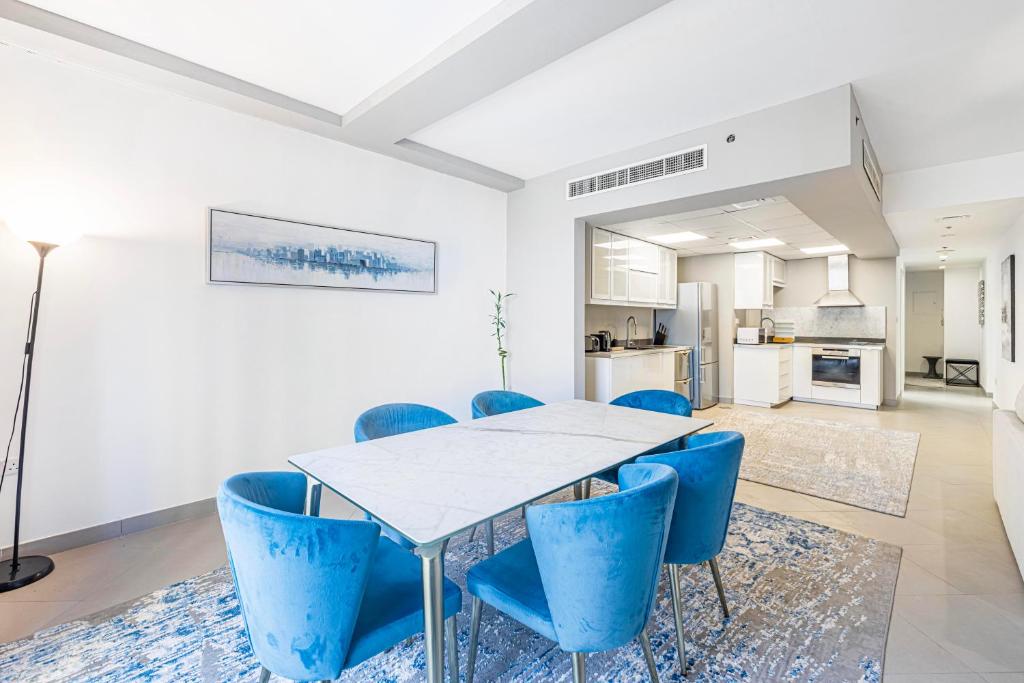 Daniels Sea View 2 BR in Murjan Dubai Marina