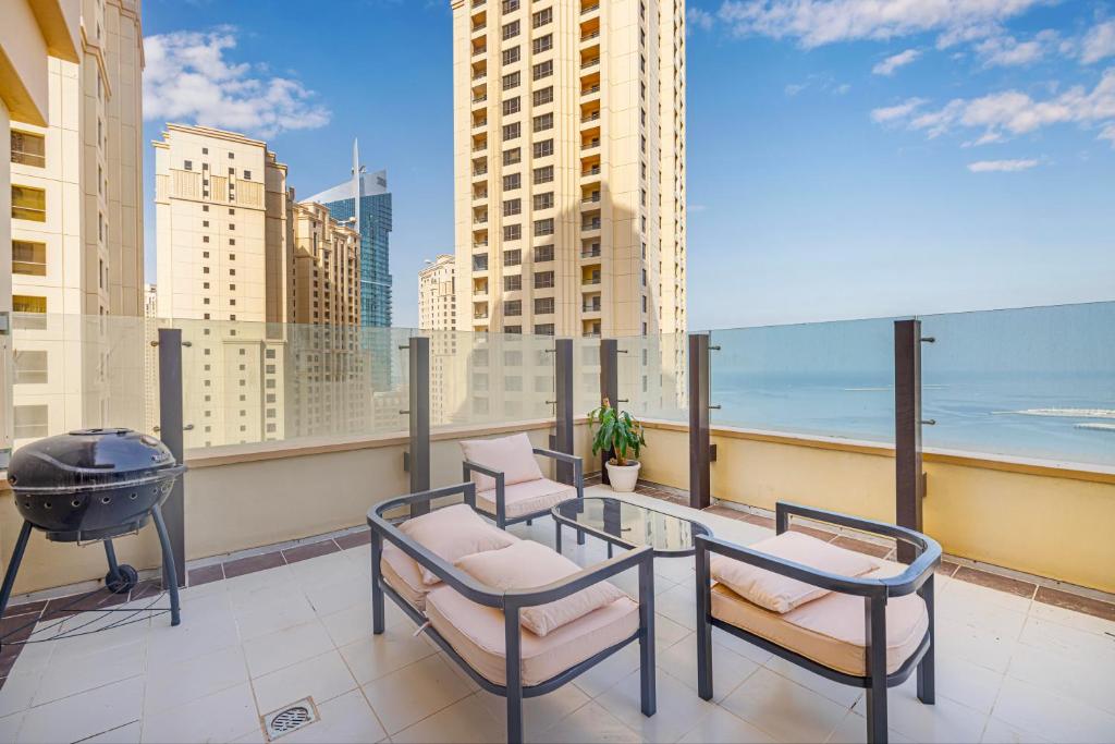 Daniels Sea View 2 BR in Murjan Dubai Marina