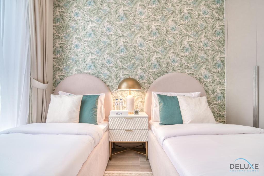 Magnificent 3BR Townhouse at DAMAC Hills 2, Dubailand by Deluxe Holiday Homes