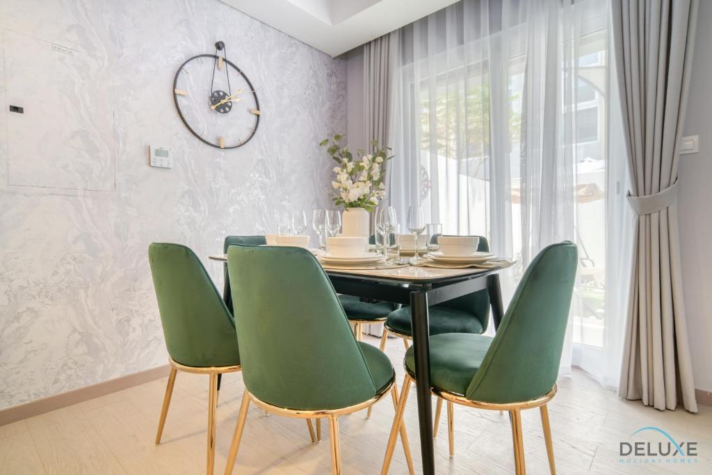 Magnificent 3BR Townhouse at DAMAC Hills 2, Dubailand by Deluxe Holiday Homes