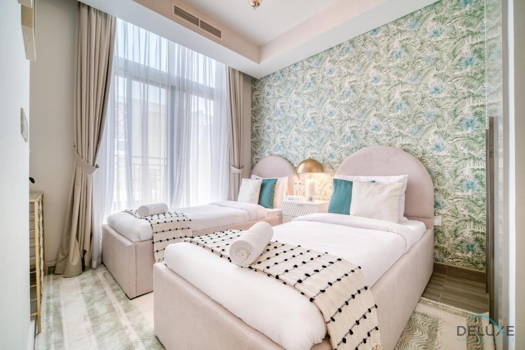 Magnificent 3BR Townhouse at DAMAC Hills 2, Dubailand by Deluxe Holiday Homes