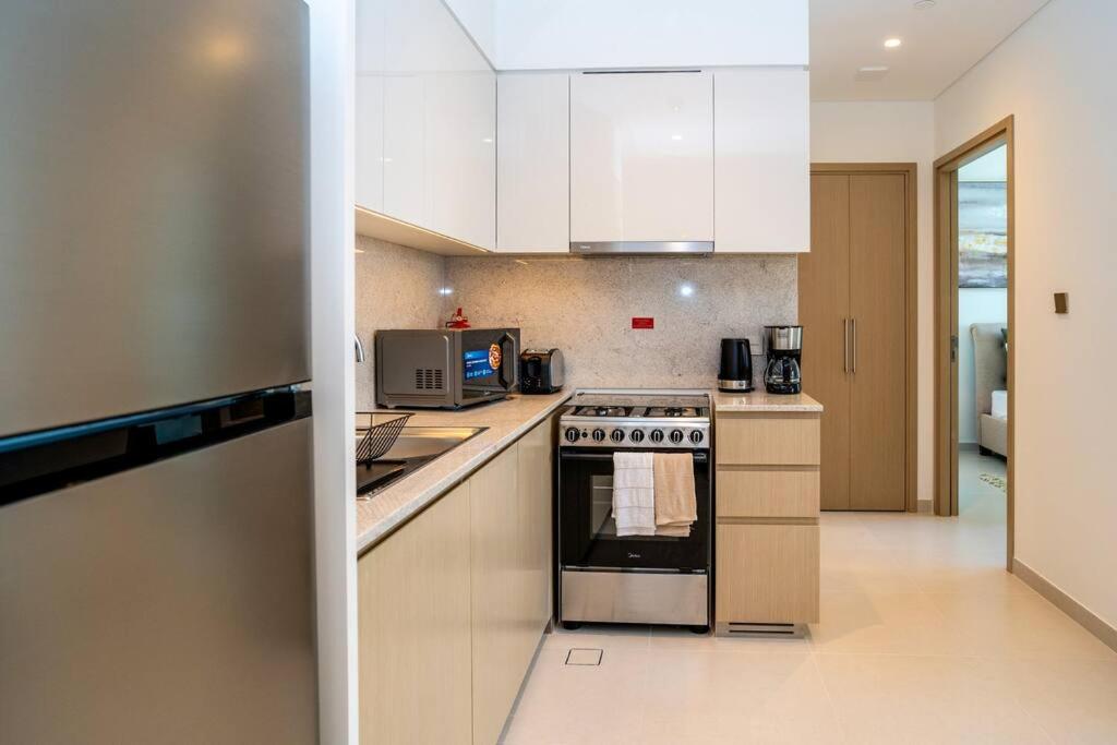 Furnished 1BR at Heart of Dubai Downtown