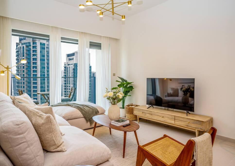 Furnished 1BR at Heart of Dubai Downtown