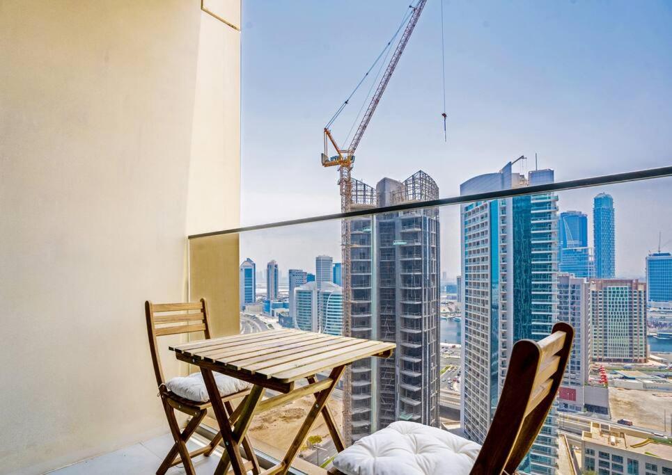 Furnished 1BR at Heart of Dubai Downtown