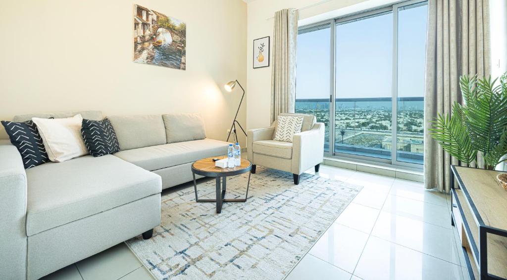 HomesGetaway - Stylish 1BR Armada Cluster P