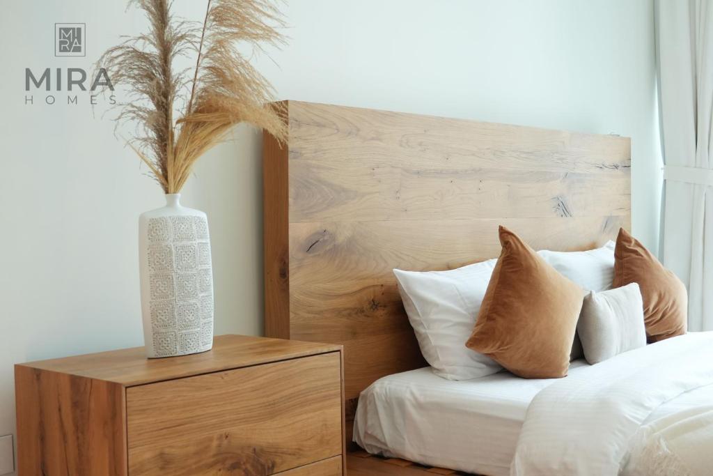 Serviced 2 bedroom with beach access