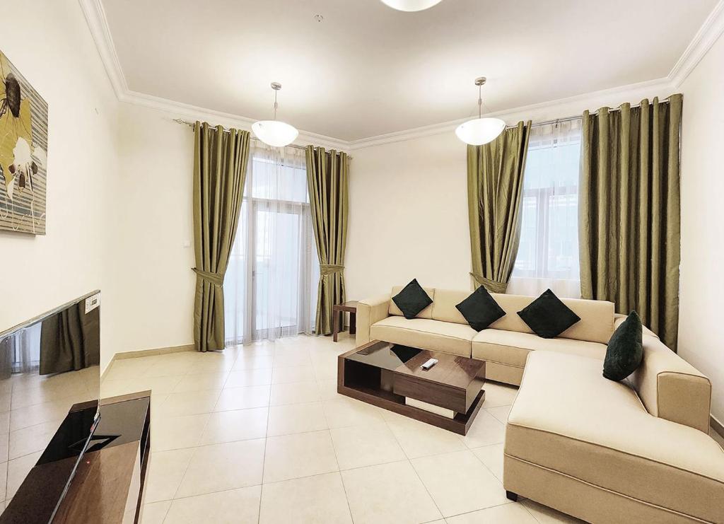 هتل آر اچ - اسپیشس، استایلش، 01 بی آر نیر مال آف امارات - RH- Spacious, Stylish, 01BR near Mall of Emirates