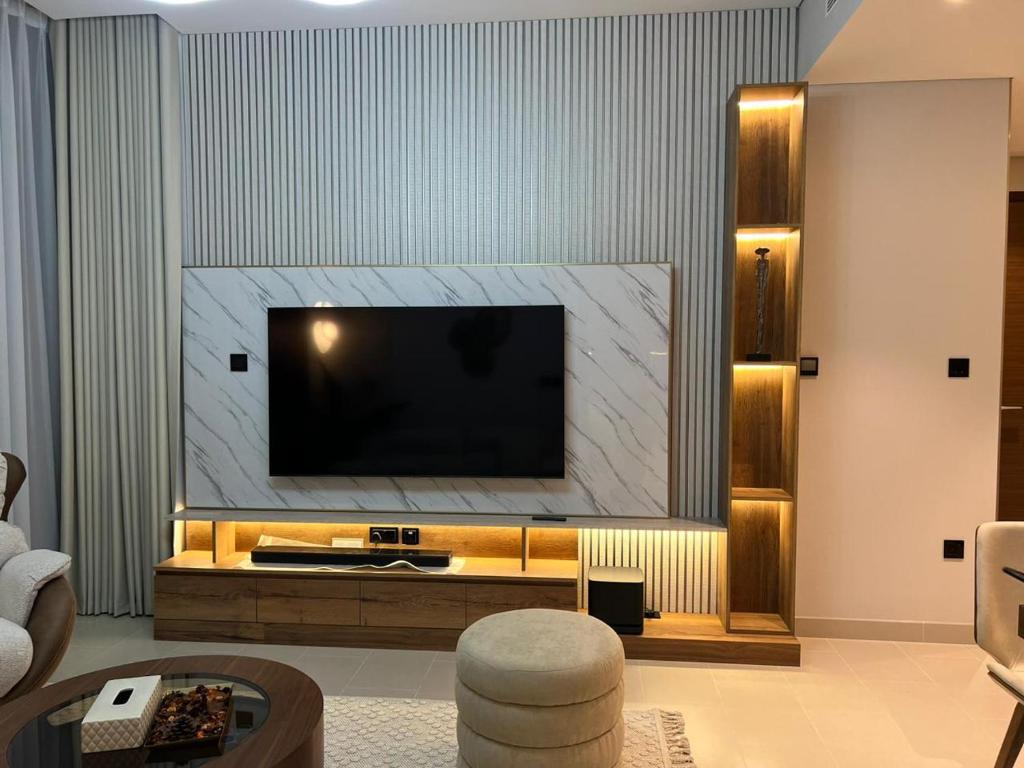 هتل اکسکلوسیو 2 بدروم لاکچری آپارتمان این صبها کریک ویستاز - EXCLUSIVE 2 BEDROOM LUXURY APARTMENT IN SOBHA CREEK VISTAS