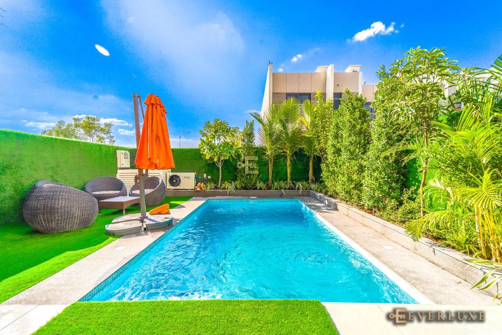 هتل اورتلکس سیكامور پرایوت پول 3 کدروم ویلا ویت میدز روم Everluxe Sycamore Private Pool 3 Bedroom Villa With Maids Room