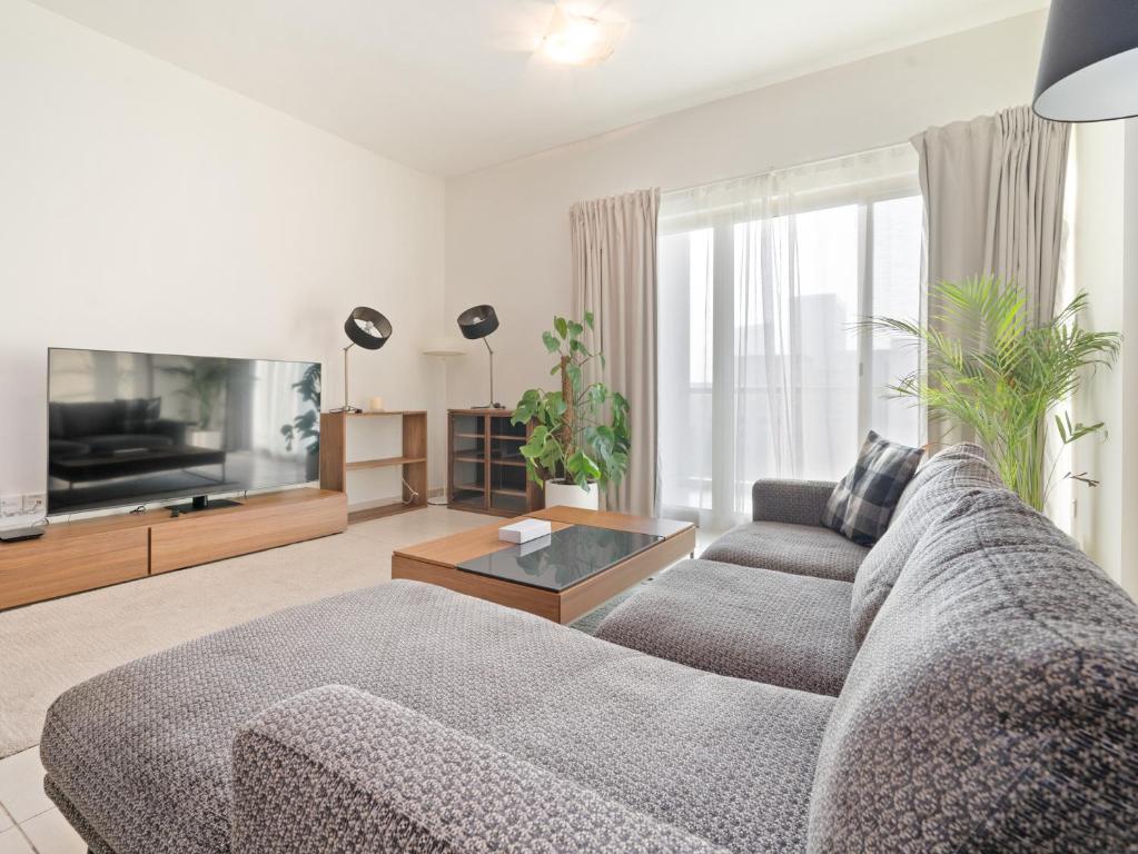 هتل دزرت شیک 1BR: ان اوربن اوسیس این د گرینز - Desert Chic 1BR: An Urban Oasis In The Greens