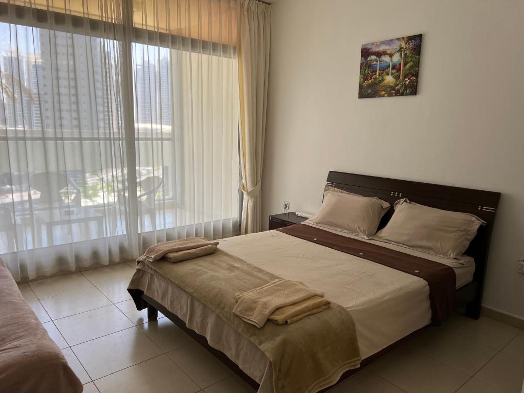 هتل استودیو آپارتمان این اسکای ویو تاور دبی مارینا - Studio apartment in Sky View Tower Dubai Marina