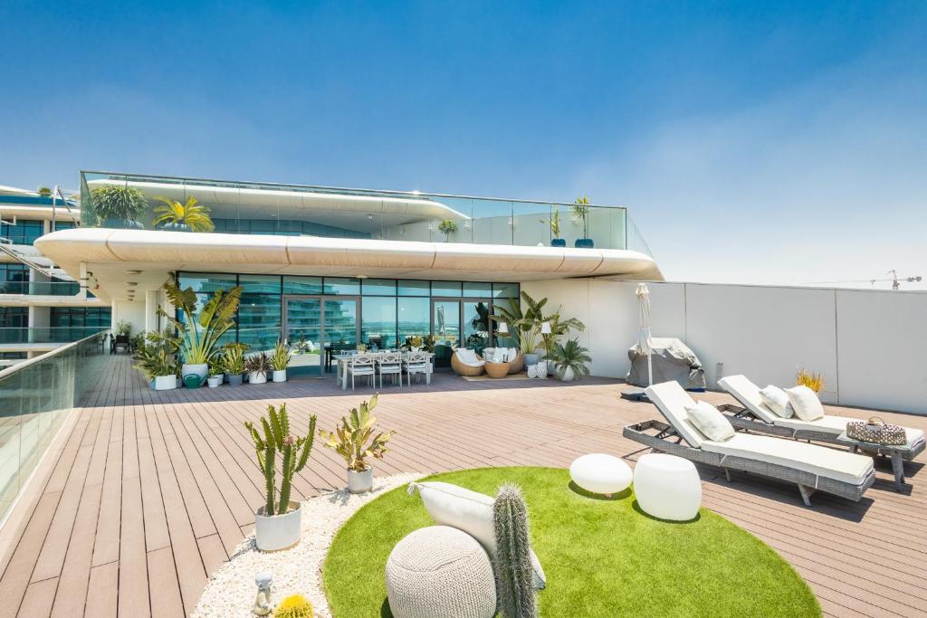 هتل وُیِیج 5 استار آل هادیل سانست سی ویو - Voyage 5 Star Al Hadeel Sunset Sea View