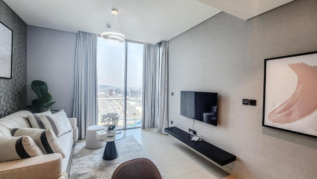 هتل اس تی بی بای لاتی نم لاکچری 1 بی آر هالیدی هوم سی وی آر ای 1413 نییر برج خلیفه - STAY BY LATINEM Luxury 1BR Holiday Home CVR A1413 near Burj Khalifa