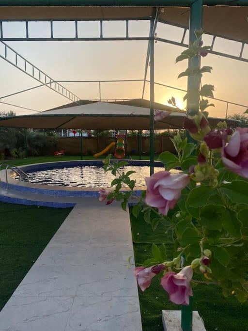هتل لاکسوری فارم 2 ویت سویمینگ پول Luxury Farm 2 with Swimming Pool
