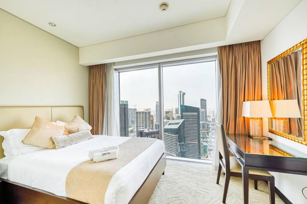 هتل 2 بد روم این د ادروس دبی مارینا مال وی مارینا آی ویو - 2 Bedroom in The Address Dubai Marina Mall w Marina Eye View