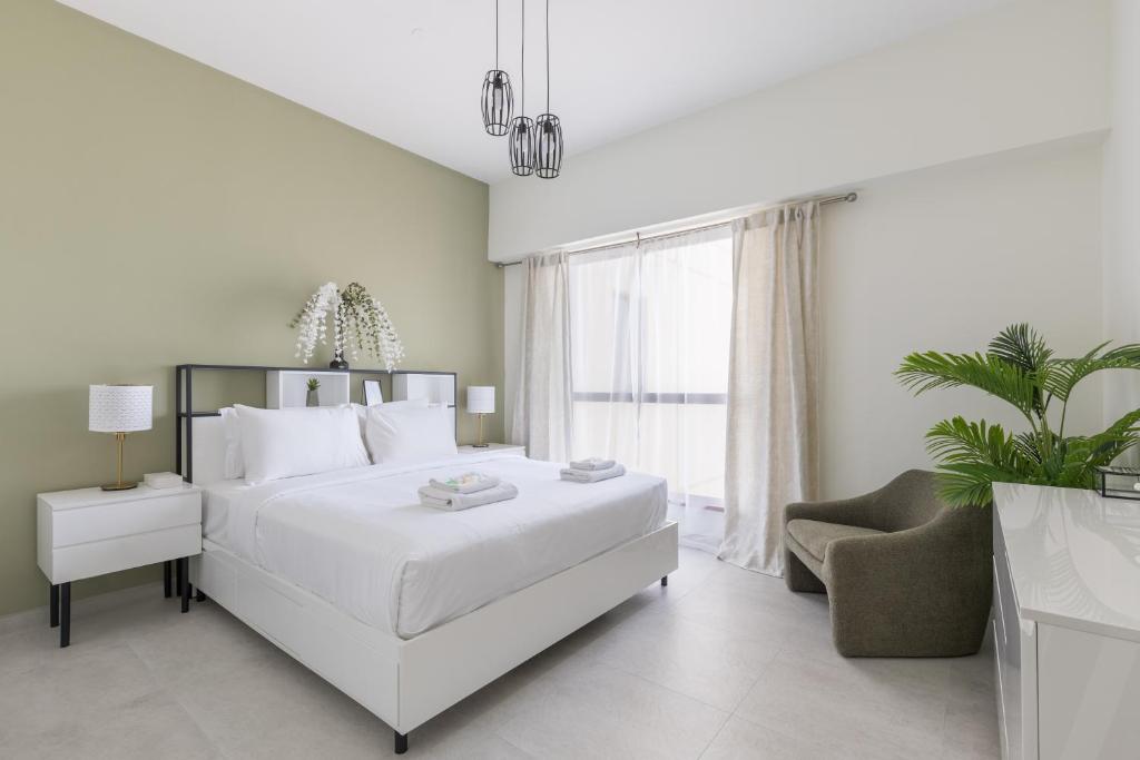 هتل سپکتاکولر سی ویو آپت یور کوستال دریم آوئیتس - Spectacular Seaview Apt Your Coastal Dream Awaits