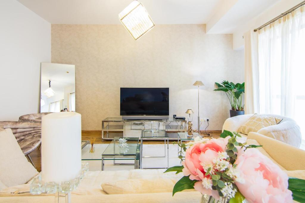 هتل هیوج 1بی آر آپارتمان در جی بی آر - Huge 1BR Apartment in JBR