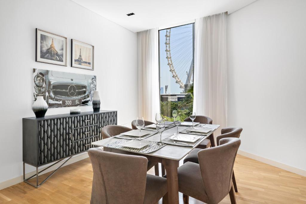 هتل وای کی - اسپیشس وان بدرم ویت این ویوز - VayK - Spacious One Bedroom with Ain Views