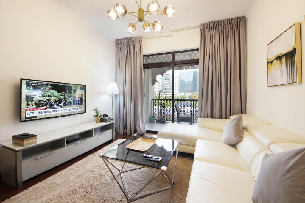 هتل شه - 1 بی آر آپارتمان ویت بالکنی این ریحان 1، اولد تاون، داون تاون - SHH - 1 BR Apartment with Balcony in Reehan 1, Old Town, Downtown