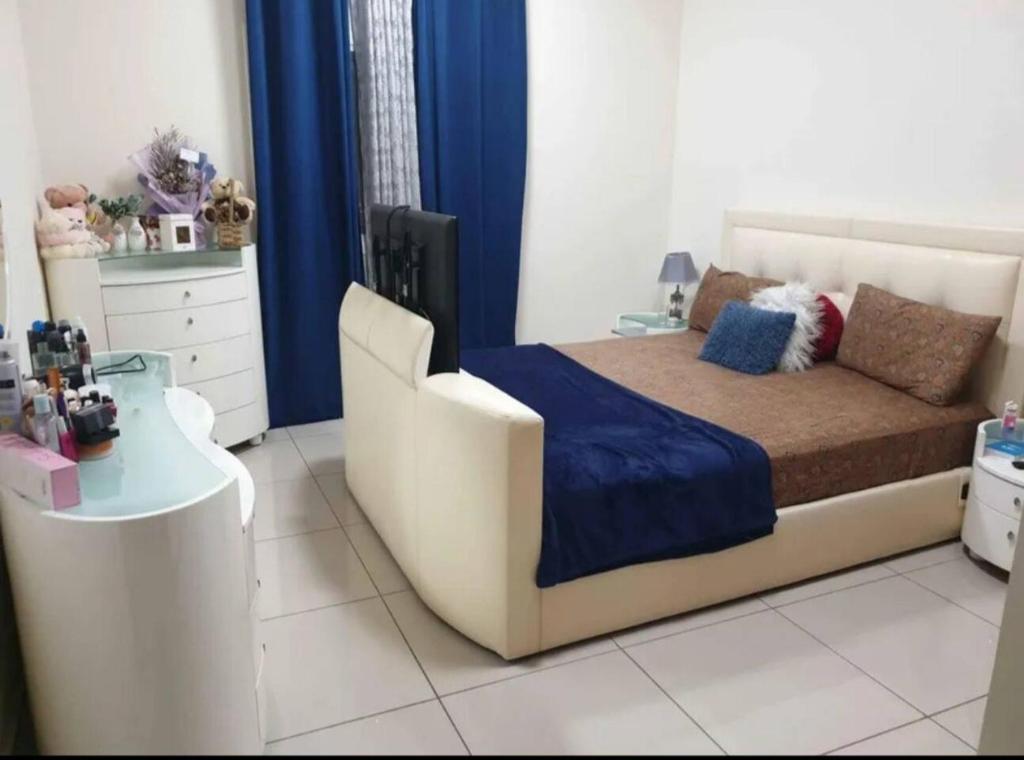هتل وان بی اچ کی One BHK
